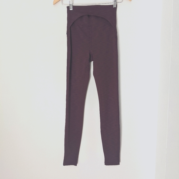 Lululemon Power Within High-Rise Black Currant 4 - Picture 6 of 15